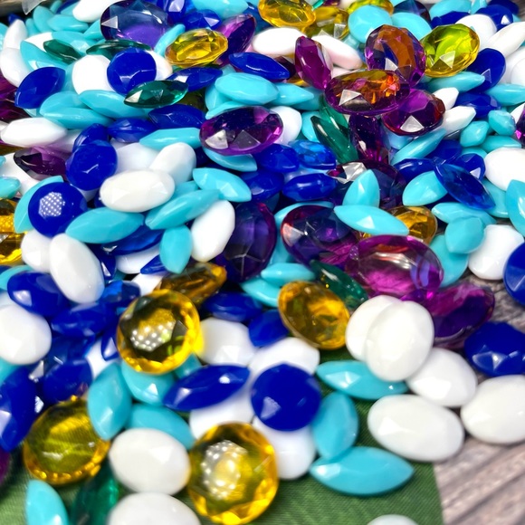 500+ Faceted Gems DIY Crafting Resin Mosaics Vase Fillers Jewelry Aquariums Lot - Picture 3 of 10
